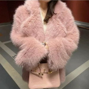 Winter Ins Hot Fashion Girls Oversized Gradient Fur Coat Women Thick Warm Outerwear Fluffy Faux Fox Fur Jacket